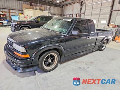 2002 CHEVROLET S TRUCK S10 1GCCS19W628107241 - główne zdjęcie licytacji z USA - miniatura