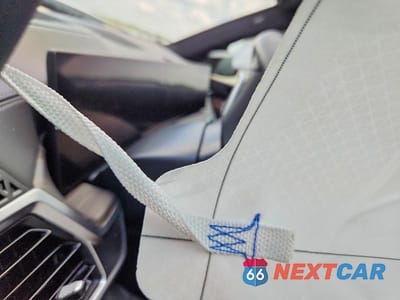 Zdjęcie 9 z 12 samochodu: 2026 BMW X7 XDRIVE40I VIN:5UX23EM03T9218133 - miniatura