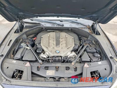 Zdjęcie 11 z 12 samochodu: 2010 BMW 550 GT VIN:WBASN4C50AC209440 - miniatura