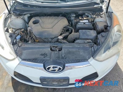Zdjęcie 11 z 12 samochodu: 2013 HYUNDAI VELOSTER BASE VIN:KMHTC6AD6DU175498 - miniatura
