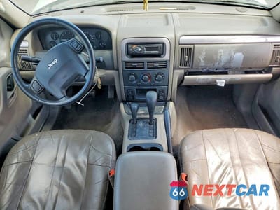 Zdjęcie 8 z 12 samochodu: 2003 JEEP GRAND CHEROKEE LAREDO VIN:1J4GW48N53C554507 - miniatura