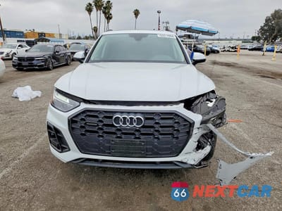 Piąte zdjęcie samochodu w środku: 2022 AUDI Q5 PREMIUM PLUS 45 VIN:WA1EAAFY3N2010694 - miniatura