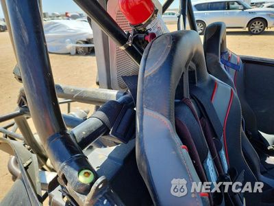 Zdjęcie 6 z 10 samochodu: 2016 POLARIS RZR XP TURBO EPS VIN:3NSVDE923GF451915 - miniatura