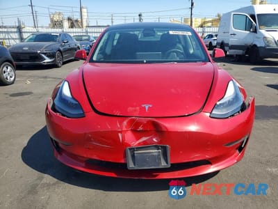 Piąte zdjęcie samochodu w środku: 2023 TESLA MODEL 3 VIN:5YJ3E1EA9PF457214 - miniatura