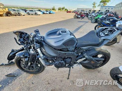 Trzecie zdjęcie samochodu z tyłu: 2025 KAWASAKI ZX636 K VIN:JKBZXJK14SA010614 - miniatura