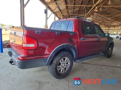 Trzecie zdjęcie samochodu z tyłu: 2010 FORD EXPLORER SPORT TRAC XLT VIN:1FMEU3BE9AUF03472 - miniatura