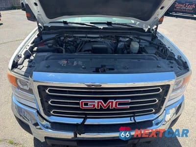 Zdjęcie 7 z 10 samochodu: 2016 GMC SIERRA K2500 HEAVY DUTY VIN:1GT22REG5GZ252779 - miniatura