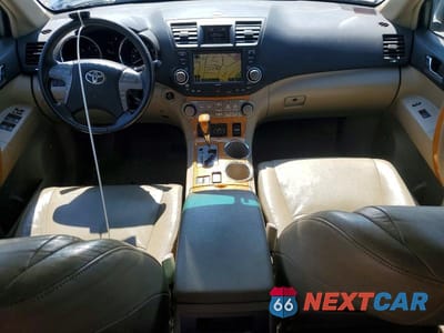 Zdjęcie 8 z 13 samochodu: 2009 TOYOTA HIGHLANDER HYBRID LIMITED VIN:JTEEW44AX92028044 - miniatura