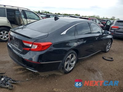 Trzecie zdjęcie samochodu z tyłu: 2018 HONDA ACCORD EX VIN:1HGCV1F44JA072489 - miniatura