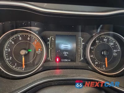 Zdjęcie 9 z 13 samochodu: 2019 JEEP CHEROKEE LATITUDE VIN:1C4PJMCX5KD418609 - miniatura