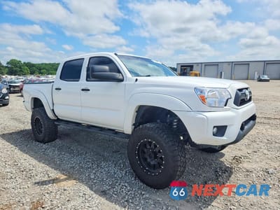 Czwarte zdjęcie samochodu z boku: 2012 TOYOTA TACOMA DOUBLE CAB PRERUNNER VIN:5TFJU4GN2CX022028 - miniatura