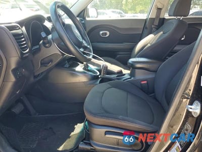 Zdjęcie 7 z 12 samochodu: 2018 KIA SOUL BASE VIN:KNDJN2A21J7514613 - miniatura