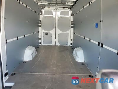Zdjęcie 10 z 13 samochodu: 2022 MERCEDES-BENZ SPRINTER 2500 VIN:W1Y4EDHY8NT106640 - miniatura