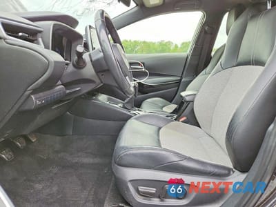 Zdjęcie 7 z 12 samochodu: 2019 TOYOTA COROLLA HATCHBACK XSE VIN:JTNK4RBE7K3019121 - miniatura