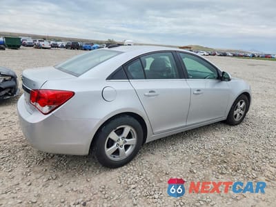 Trzecie zdjęcie samochodu z tyłu: 2015 CHEVROLET CRUZE LT VIN:1G1PC5SB8F7127296 - miniatura