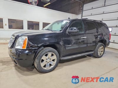 2013 GMC YUKON SLT 1GKS2CE00DR175433 - główne zdjęcie licytacji z USA - miniatura