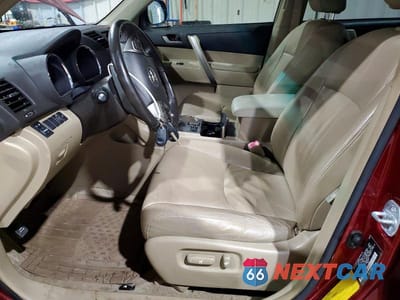 Zdjęcie 7 z 13 samochodu: 2008 TOYOTA HIGHLANDER SPORT VIN:JTEDS43A882047067 - miniatura