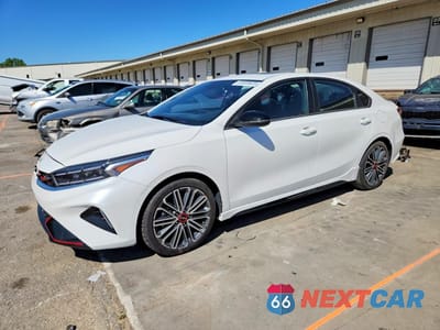 2023 KIA FORTE GT 3KPF44AC8PE538221 - główne zdjęcie licytacji z USA - miniatura