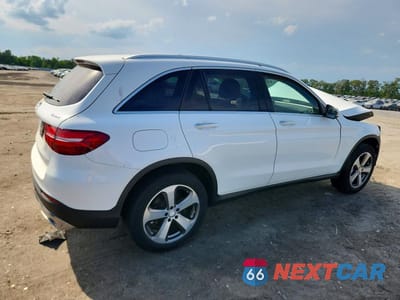 Trzecie zdjęcie samochodu z tyłu: 2017 MERCEDES-BENZ GLC 300 4MATIC VIN:WDC0G4KB5HF140274 - miniatura