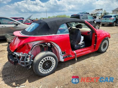 Trzecie zdjęcie samochodu z tyłu: 2015 VOLKSWAGEN BEETLE 1.8T VIN:3VW517AT2FM801150 - miniatura