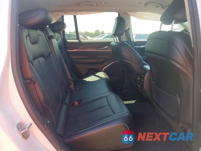 Zdjęcie 11 z 13 samochodu: 2023 JEEP GRAND CHEROKEE LIMITED VIN:1C4RJHBG9PC542235 - miniatura