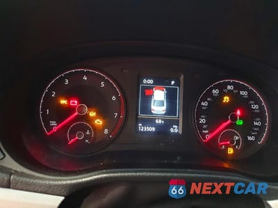 Zdjęcie 9 z 13 samochodu: 2021 VOLKSWAGEN PASSAT SE VIN:1VWSA7A38MC001728 - miniatura