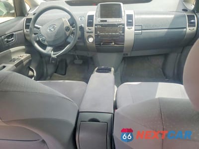 Zdjęcie 8 z 12 samochodu: 2006 TOYOTA PRIUS 4D HATCHBACK VIN:JTDKB20U567509289 - miniatura