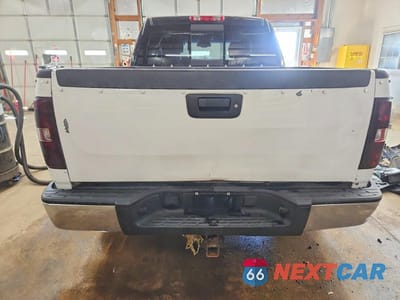 Zdjęcie 6 z 13 samochodu: 2008 CHEVROLET SILVERADO K1500 VIN:2GCEK13J981338152 - miniatura