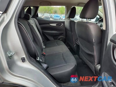 Zdjęcie 11 z 13 samochodu: 2017 NISSAN ROGUE SPORT S VIN:JN1BJ1CR9HW134734 - miniatura