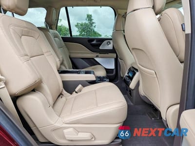 Zdjęcie 11 z 13 samochodu: 2021 LINCOLN AVIATOR RESERVE VIN:5LM5J7XC1MGL03998 - miniatura