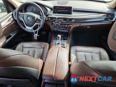 Zdjęcie 8 z 14 samochodu: 2014 BMW X5 SDRIVE35I VIN:5UXKR2C57E0H32250 - miniatura