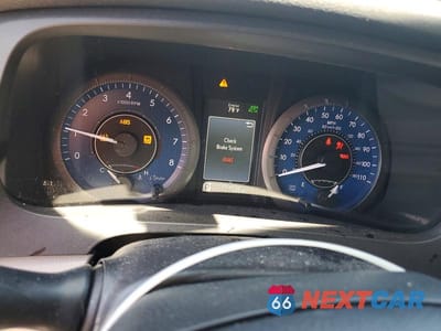 Zdjęcie 9 z 13 samochodu: 2020 TOYOTA SIENNA VIN:5TDYZ3DC8LS032050 - miniatura