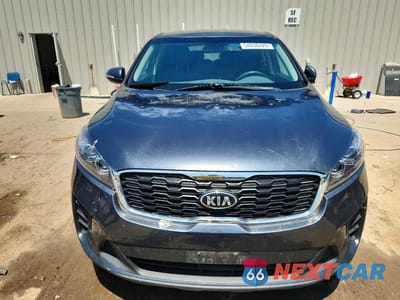 Piąte zdjęcie samochodu w środku: 2020 KIA SORENTO S VIN:5XYPGDA55LG613497 - miniatura