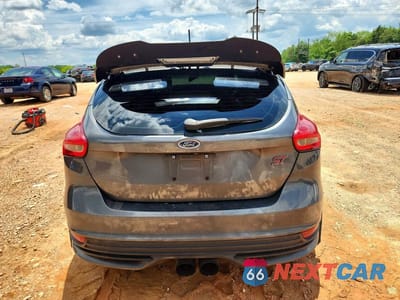 Zdjęcie 6 z 13 samochodu: 2018 FORD FOCUS ST VIN:1FADP3L94JL306911 - miniatura