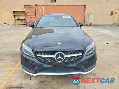 Piąte zdjęcie samochodu w środku: 2017 MERCEDES-BENZ C 300 VIN:WDDWJ4JB2HF360545 - miniatura