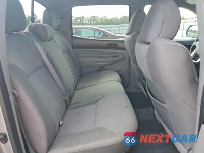 Zdjęcie 10 z 12 samochodu: 2015 TOYOTA TACOMA V6 VIN:3TMLU4EN7FM178586 - miniatura