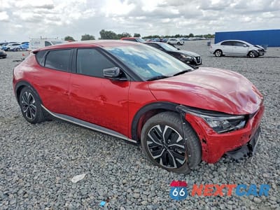 Czwarte zdjęcie samochodu z boku: 2023 KIA EV6 WIND VIN:KNDC34LAXP5126931 - miniatura