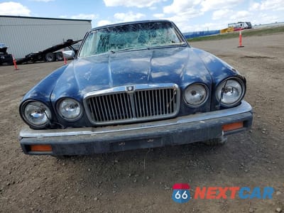 Piąte zdjęcie samochodu w środku: 1987 JAGUAR XJ6 SOVEREIGN VIN:SAJCL1249HC476768 - miniatura