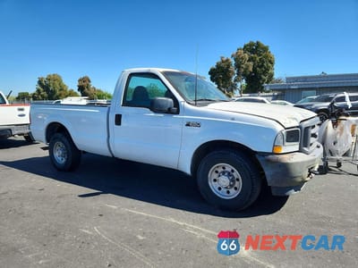 Czwarte zdjęcie samochodu z boku: 2003 FORD F-250 SUPER DUTY VIN:3FTNF20L13MB44314 - miniatura