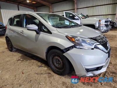 Czwarte zdjęcie samochodu z boku: 2017 NISSAN VERSA NOTE SV VIN:3N1CE2CP0HL361636 - miniatura