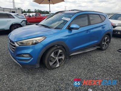2018 HYUNDAI TUCSON VALUE KM8J33A26JU696415 - główne zdjęcie licytacji z USA - miniatura