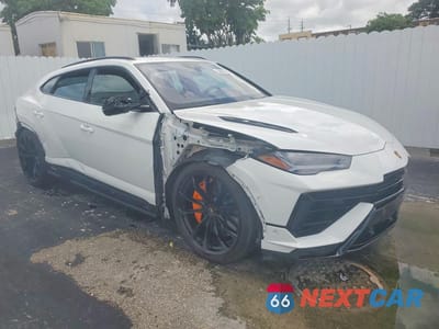 Czwarte zdjęcie samochodu z boku: 2024 LAMBORGHINI URUS S VIN:ZPBUB3ZL3RLA31452 - miniatura