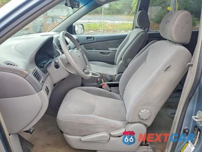 Zdjęcie 7 z 13 samochodu: 2006 TOYOTA SIENNA LE 8 PASSENGER VIN:5TDZA23C96S472838 - miniatura