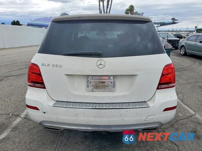 Zdjęcie 6 z 13 samochodu: 2015 MERCEDES-BENZ GLK 350 VIN:WDCGG5HBXFG395473 - miniatura