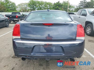 Zdjęcie 6 z 12 samochodu: 2017 CHRYSLER 300C VIN:2C3CCAEG1HH552117 - miniatura