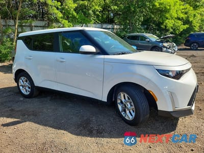 Czwarte zdjęcie samochodu z boku: 2025 KIA SOUL LX VIN:KNDJ23AU0S7960673 - miniatura