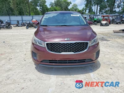 Piąte zdjęcie samochodu w środku: 2017 KIA SEDONA LX VIN:KNDMB5C16H6226470 - miniatura