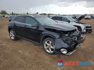 Czwarte zdjęcie samochodu z boku: 2020 MERCEDES-BENZ GLA 250 4MATIC VIN:WDCTG4GB2LU026744 - miniatura