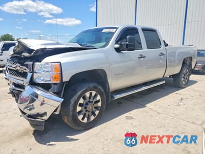 2011 CHEVROLET SILVERADO K3500 1GC4KZC83BF183850 - główne zdjęcie licytacji z USA - miniatura