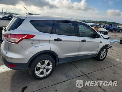 Trzecie zdjęcie samochodu z tyłu: 2016 FORD ESCAPE S VIN:1FMCU0F75GUC57479 - miniatura